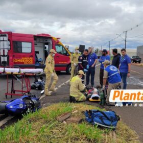 Carro faz manobra irregular, atinge moto e foge sem prestar socorro em Maringá Foto 1 Fotos de Carro faz manobra irregular, atinge moto e foge sem prestar socorro em Maringá