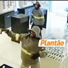 Criminosos armados invadem relojoaria e fazem funcionárias reféns Foto 2 Fotos de Criminosos armados invadem relojoaria e fazem funcionárias reféns