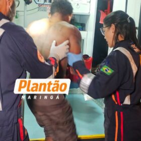 Discussão em bar termina com disparos e homem ferido em Sarandi Foto 1 Fotos de Discussão em bar termina com disparos e homem ferido em Sarandi