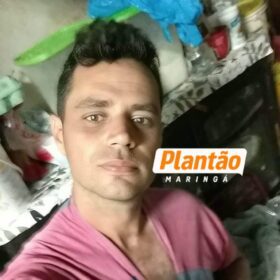 Homem é encontrado morto com marcas de agressão dentro de casa em Sarandi; suspeito fugiu antes da chegada da polícia Foto 8 Fotos de Homem é encontrado morto com marcas de agressão dentro de casa em Sarandi; suspeito fugiu antes da chegada da polícia