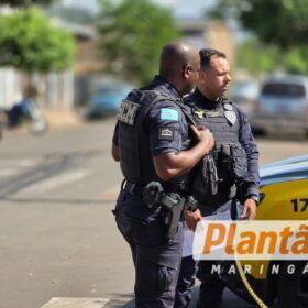 Homem é encontrado morto em terreno baldio em Sarandi; caso é investigado Foto 1 Fotos de Homem é encontrado morto em terreno baldio em Sarandi; caso é investigado