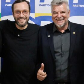 Mudança no comando do PL no Paraná é comunicada a Jacovós, que reforça continuidade partidária Foto 1 Fotos de Mudança no comando do PL no Paraná é comunicada a Jacovós, que reforça continuidade partidária