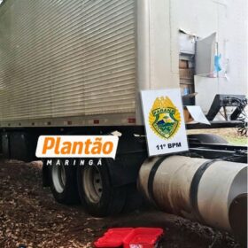 Piratas do asfalto são flagrados roubando carreta e trocam tiros com a polícia Foto 8 Fotos de Piratas do asfalto são flagrados roubando carreta e trocam tiros com a polícia