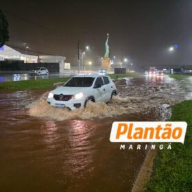 Alagamentos provocam transtornos e prejuízos após temporal em Maringá Foto 1 Fotos de Alagamentos provocam transtornos e prejuízos após temporal em Maringá