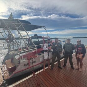 Bandidos rendem casal, jogam vítimas no Rio Paraná e roubam veleiro de R$ 800 mil em Porto Rico Foto 8 Fotos de Bandidos rendem casal, jogam vítimas no Rio Paraná e roubam veleiro de R$ 800 mil em Porto Rico