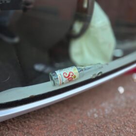 Câmera flagra motorista com sinais de embriaguez provocando acidente e tombando carro em Maringá Foto 3 Fotos de Câmera flagra motorista com sinais de embriaguez provocando acidente e tombando carro em Maringá
