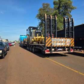 Flagrante: Grave acidente no Contorno Sul de Maringá deixa motorista ferido e preso às ferragens; vídeo Foto 2 Fotos de Flagrante: Grave acidente no Contorno Sul de Maringá deixa motorista ferido e preso às ferragens; vídeo