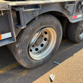 Flagrante: Grave acidente no Contorno Sul de Maringá deixa motorista ferido e preso às ferragens; vídeo Foto 6 Fotos de Flagrante: Grave acidente no Contorno Sul de Maringá deixa motorista ferido e preso às ferragens; vídeo
