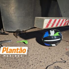 Jovem de 18 anos morre após colidir contra carreta na Marginal do Contorno Norte, em Maringá Foto 3 Fotos de Jovem de 18 anos morre após colidir contra carreta na Marginal do Contorno Norte, em Maringá