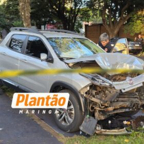 Fotos de Moça fica ferida após perder o controle de carro e atingir árvore em Maringá