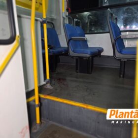 Polícia divulga imagem de suspeito de matar homem dentro de ônibus em Maringá Foto 10 Fotos de Polícia divulga imagem de suspeito de matar homem dentro de ônibus em Maringá