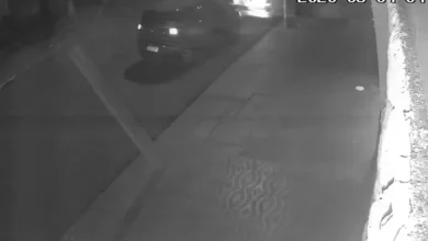 Fotos de Câmera flagra motorista batendo em carro estacionado e fugindo após acidente em Maringá