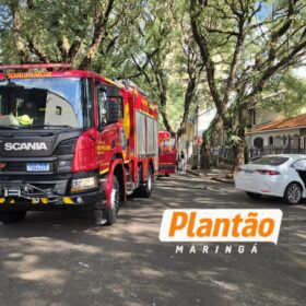 Colisão entre Corolla e van escolar deixa feridos na Zona 7, em Maringá Foto 4 Fotos de Colisão entre Corolla e van escolar deixa feridos na Zona 7, em Maringá