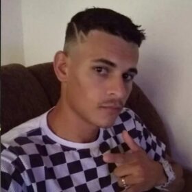 Homem morre após atacar policiais durante ocorrência de violência doméstica Foto 8 Fotos de Homem morre após atacar policiais durante ocorrência de violência doméstica