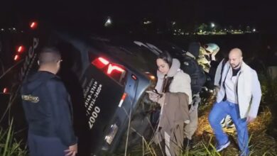 Fotos de Ônibus com mais de 60 passageiros tomba na PR-158 na saída para Peabiru