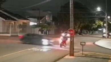 Fotos de Motociclista avança preferencial e é atingido violentamente por carro em Maringá