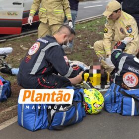 Motociclista morre após perder o controle da moto e bater contra árvore em Maringá; vídeo mostra acidente Foto 1 Fotos de Motociclista morre após perder o controle da moto e bater contra árvore em Maringá; vídeo mostra acidente
