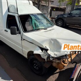 Motociclista sofre múltiplas fraturas após grave acidente em cruzamento de Maringá Foto 3 Fotos de Motociclista sofre múltiplas fraturas após grave acidente em cruzamento de Maringá