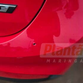 Motorista tenta atropelar guardas durante perseguição, tiros são disparados e fuga termina com prisão em Maringá Foto 4 Fotos de Motorista tenta atropelar guardas durante perseguição, tiros são disparados e fuga termina com prisão em Maringá