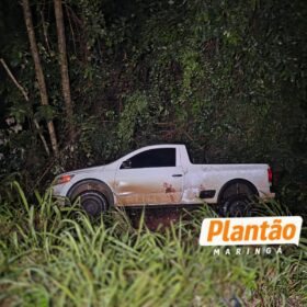 Sem conseguir acionar os bombeiros, blogueiro pede ajuda ao Plantão Maringá pelo WhatsApp após acidente em Maringá Foto 4 Fotos de Sem conseguir acionar os bombeiros, blogueiro pede ajuda ao Plantão Maringá pelo WhatsApp após acidente em Maringá