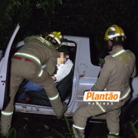 Sem conseguir acionar os bombeiros, blogueiro pede ajuda ao Plantão Maringá pelo WhatsApp após acidente em Maringá Foto 6 Fotos de Sem conseguir acionar os bombeiros, blogueiro pede ajuda ao Plantão Maringá pelo WhatsApp após acidente em Maringá