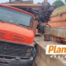 Acidente envolvendo três caminhões deixa motorista ferido na BR-376, em Mandaguaçu Foto 10 Fotos de Acidente envolvendo três caminhões deixa motorista ferido na BR-376, em Mandaguaçu