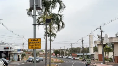 Fotos de Câmara de Maringá derruba veto ao projeto que obriga aplicação de películas refletivas nas colunas de radares