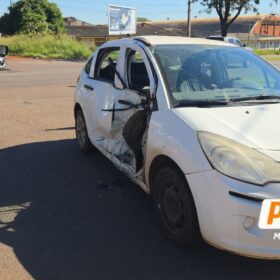 Conversão proibida provoca grave acidente e deixa motociclista ferido em Maringá Foto 7 Fotos de Conversão proibida provoca grave acidente e deixa motociclista ferido em Maringá