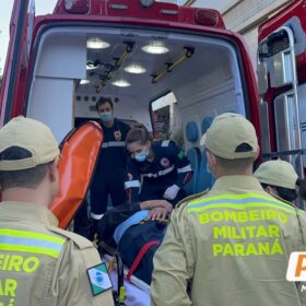 Imprudência no trânsito termina em colisão entre carro e ônibus no Centro de Maringá Foto 4 Fotos de Imprudência no trânsito termina em colisão entre carro e ônibus no Centro de Maringá
