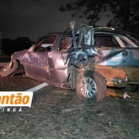 Fotos de ‘Não deu tempo de fazer nada’: motorista relata grave acidente após carro invadir pista na BR-376, em Maringá