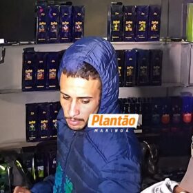 Polícia Civil elucida homicídio em Sarandi, apreende novas provas e procura principal suspeito de matar jovem em tabacaria Foto 16 Fotos de Polícia Civil elucida homicídio em Sarandi, apreende novas provas e procura principal suspeito de matar jovem em tabacaria